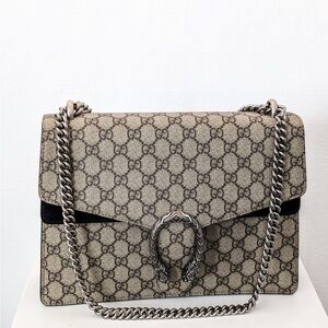 Beautiful Gucci medium bag. Almost new!